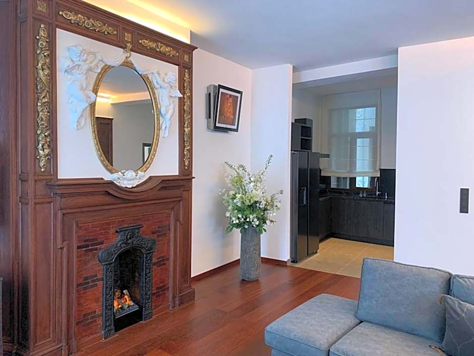 Botanique Suites AirBnB, Antwerp