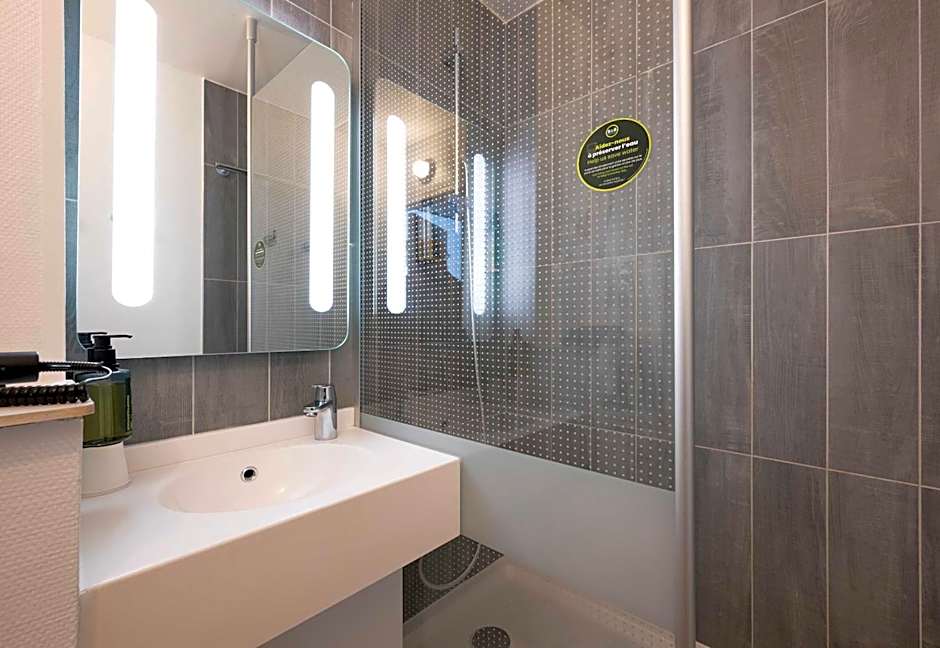 B&B HOTEL Bordeaux Mérignac Cadera Aéroport