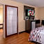 Red Roof Inn & Suites Indianapolis Airport