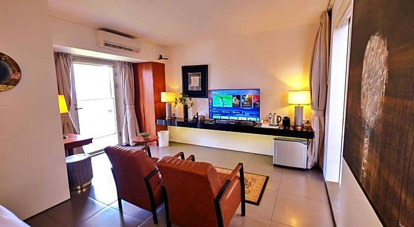 KoenoKoeni Boutique Hotel