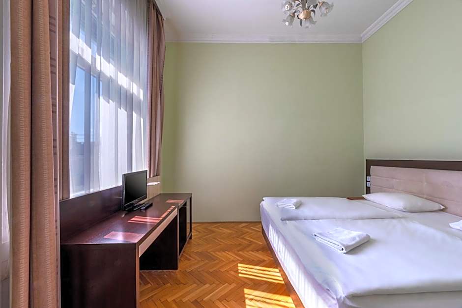Baross City Hotel - Budapest
