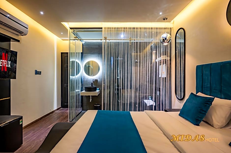 Midas Hotel