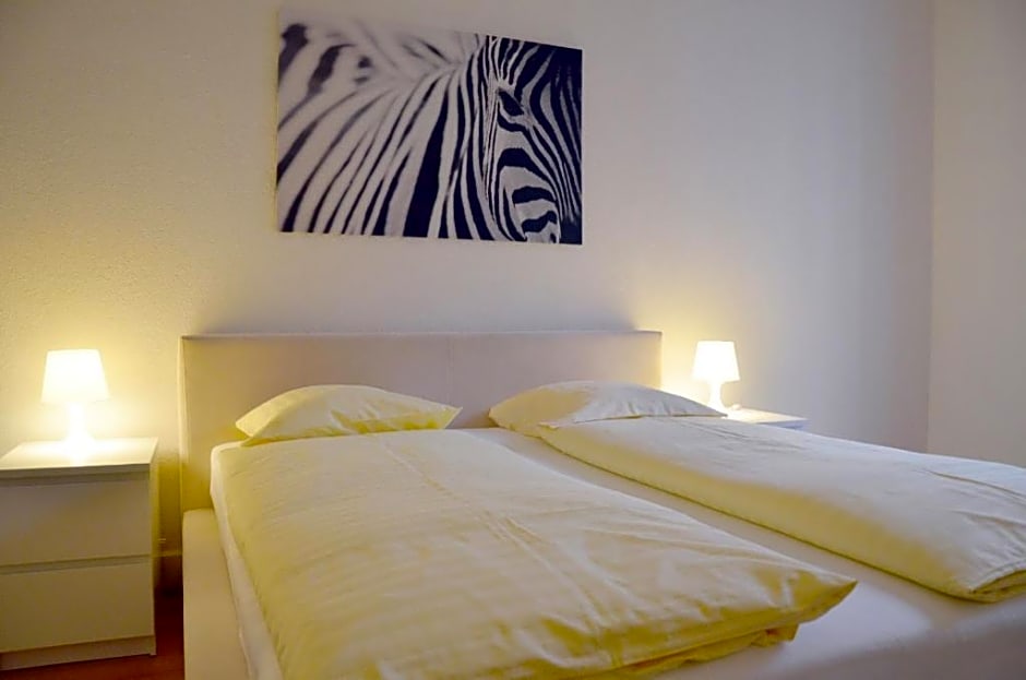 rent a home Landskronstrasse - contactless self check-in