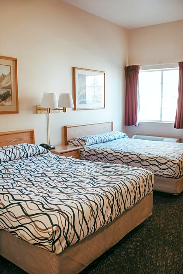 Carson City Plaza Hotel