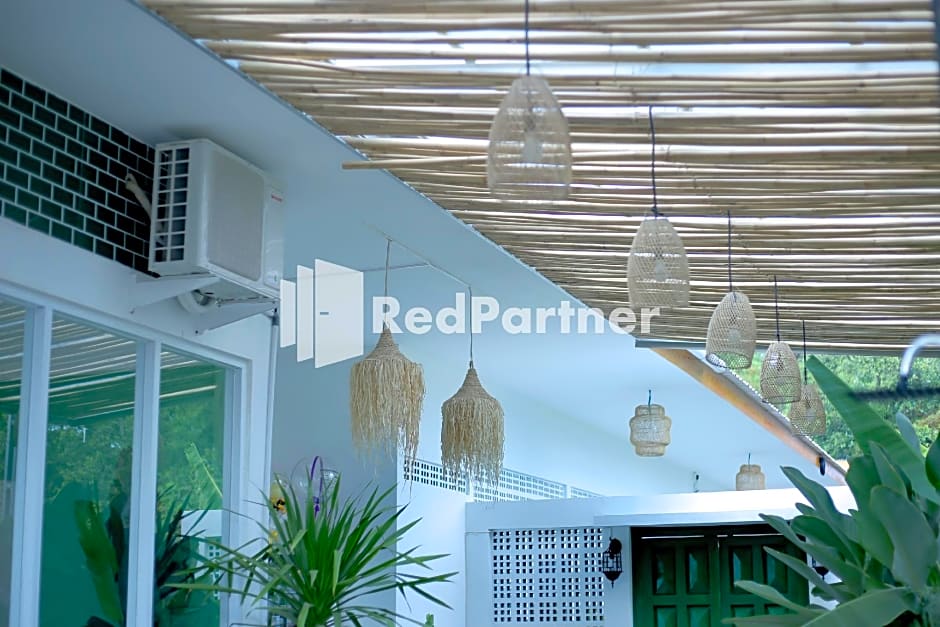 Pringgading Surf Camp Bengkulu Mitra RedDoorz