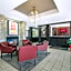 Red Roof PLUS+ & Suites Knoxville West-Cedar Bluff