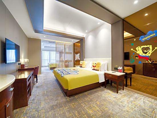 Zhenhe Hotel