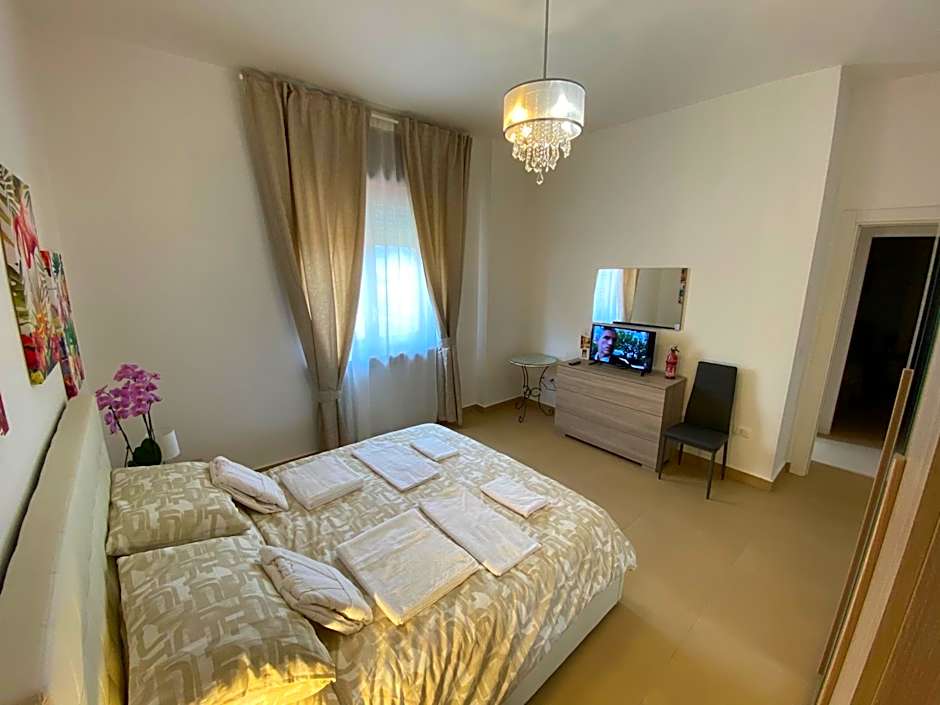 Caserta Royale Apartment