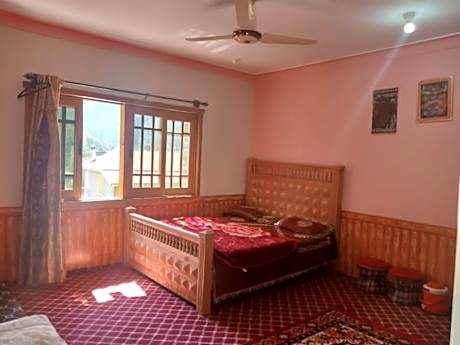 Paradise Lodge Keran