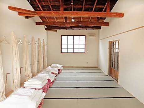 Mixed Dormitory Japanese Futon with Shared Bathroom