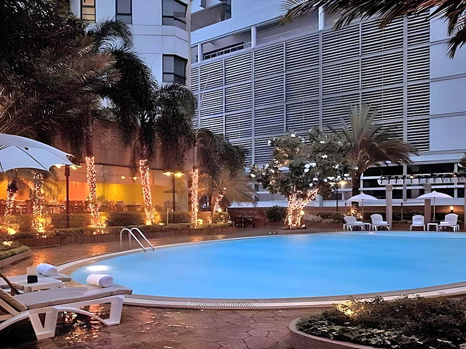 Grand Diamond Suites Hotel (SHA Plus)