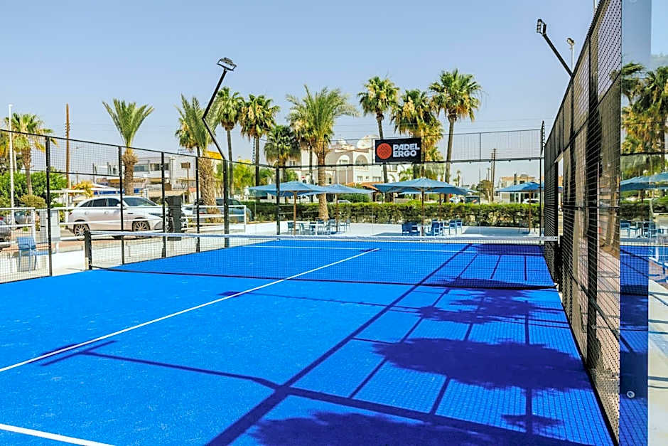 Lordos Beach Hotel & Spa