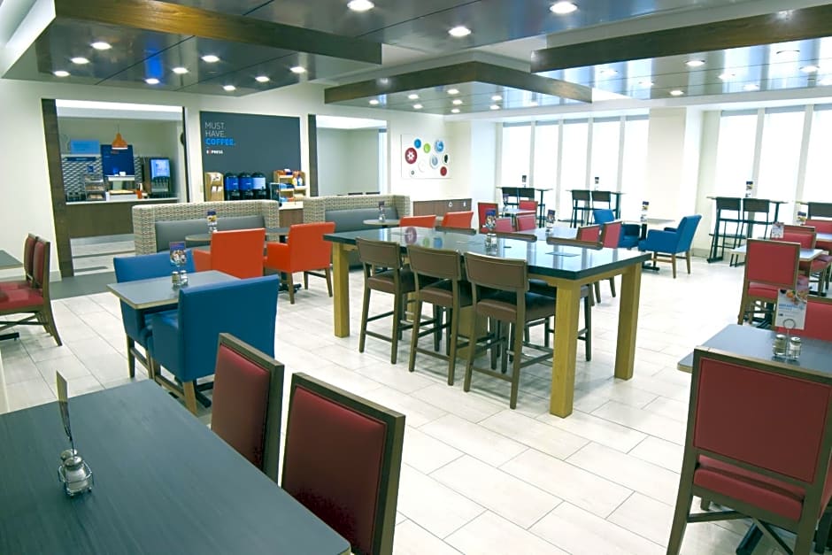Holiday Inn Express Seguin By IHG