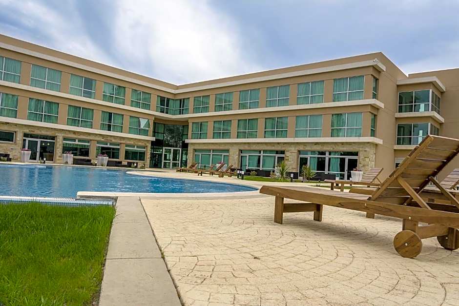 Howard Johnson Neuquen