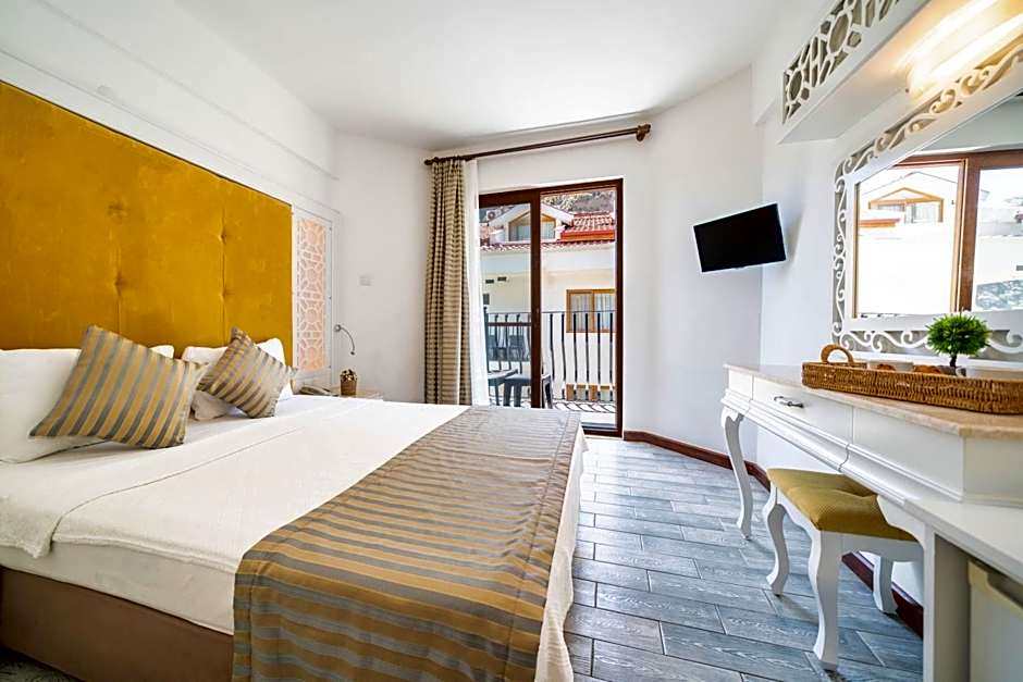 Ata Lagoon Beach Hotel