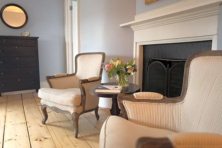 OneSixtyFive, The Inn on Park Row