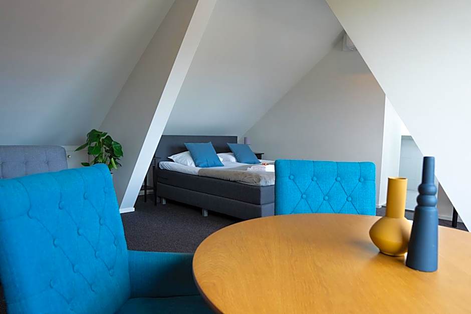 1851 Bar - Hotel - Cinema