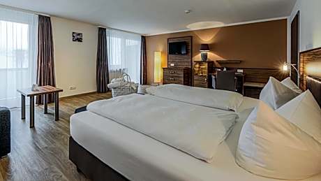 Superior Double Room with Balcony