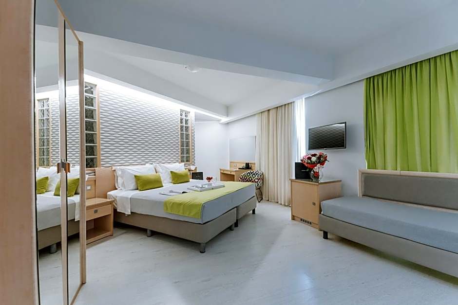 Semiramis City Hotel