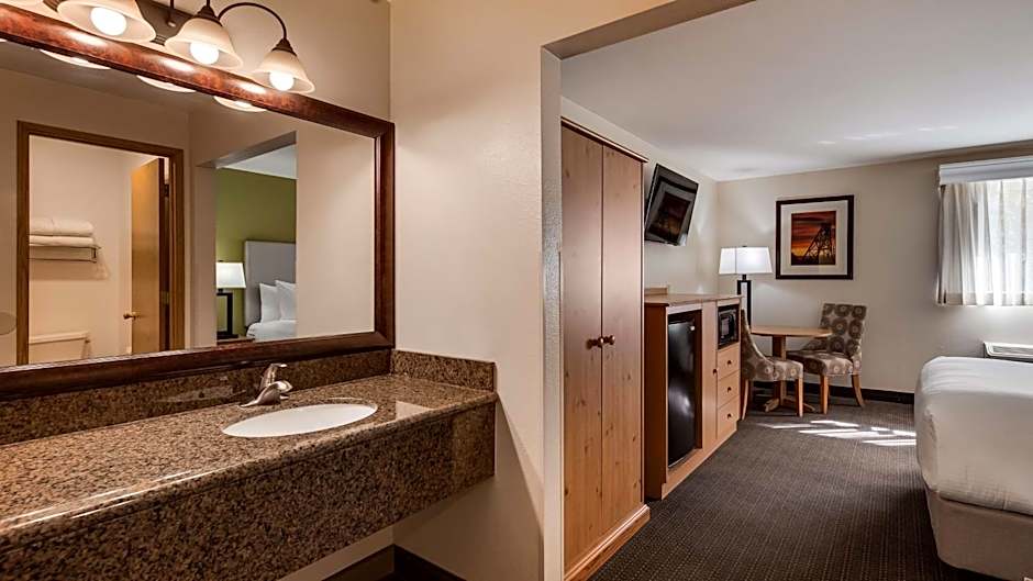 Best Western Hi-Desert Inn