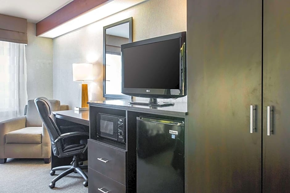 Sleep Inn & Suites Oregon - Toledo