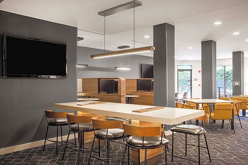 Courtyard by Marriott Orlando Altamonte Springs/Maitland