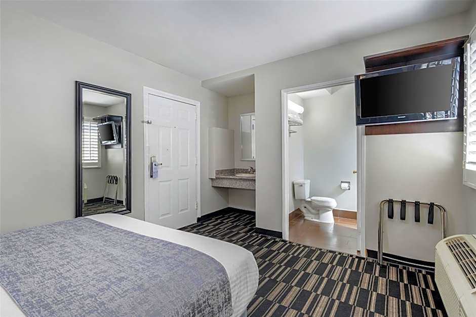 SureStay Hotel by Best Western Beverly Hills West LA