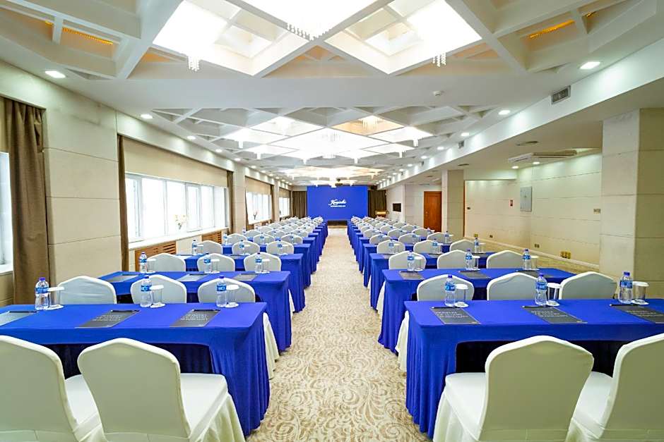 Kempinski Hotel Khan Palace