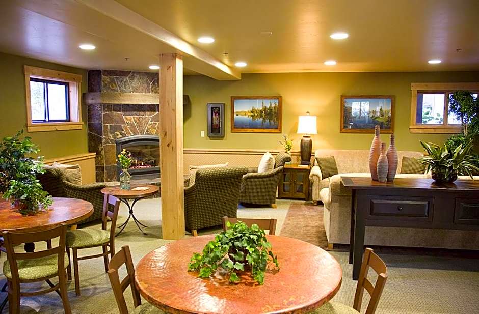 GetAways at Olympic Village Inn