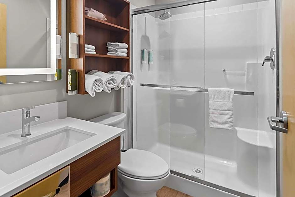 Park Inn by Radisson, Kelowna