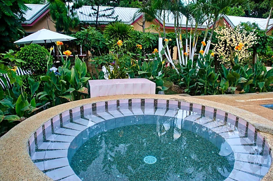 Deep Forest Garden Hotel