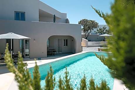 Elements Cozy Suites Pyrgos