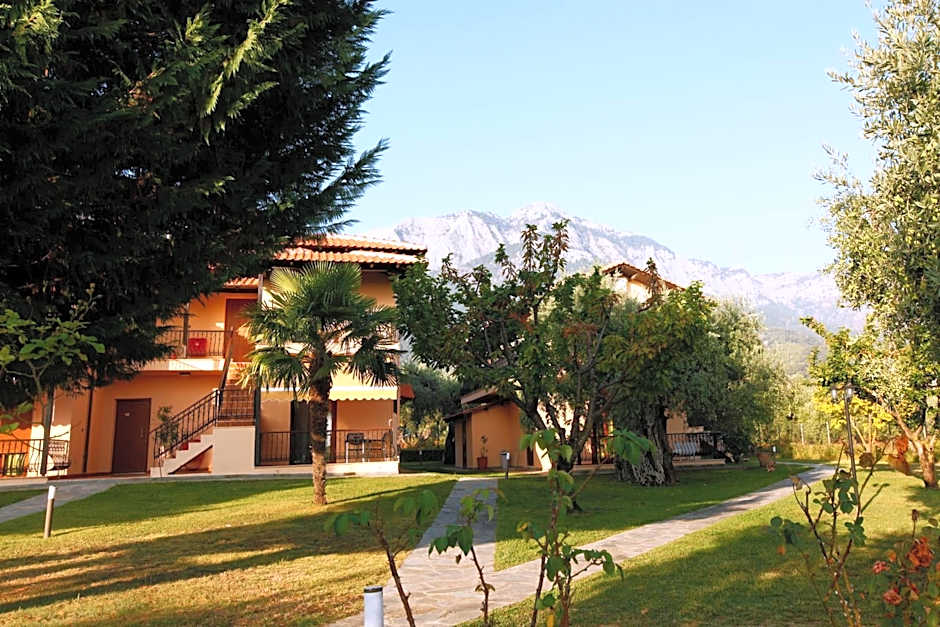 Ariadni Hotel Bungalows