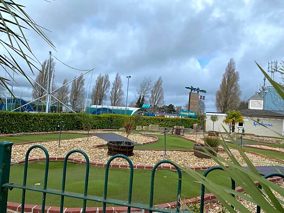 Palm lodge luxury holiday home