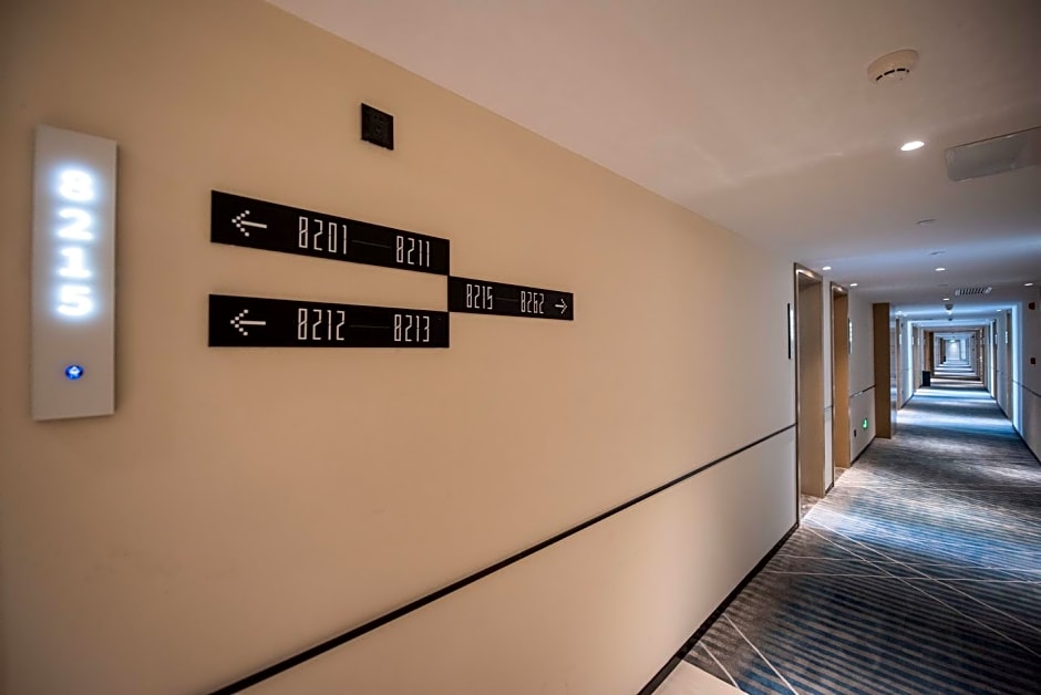 City Comfort Inn Ezhou Wuyue Plaza