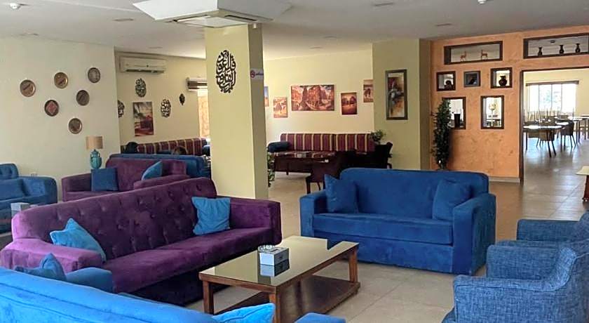 Zaina Plaza Hotel