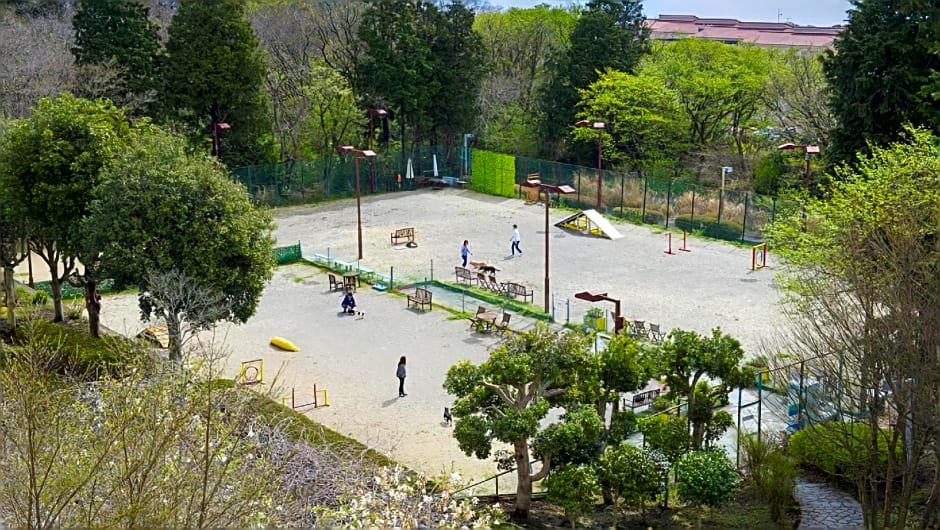 Izu-Kogen Wan Wan Paradise Condominium