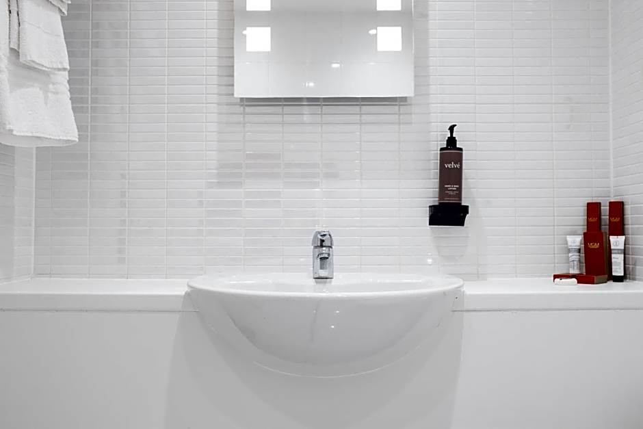 Muthu Glasgow River Hotel