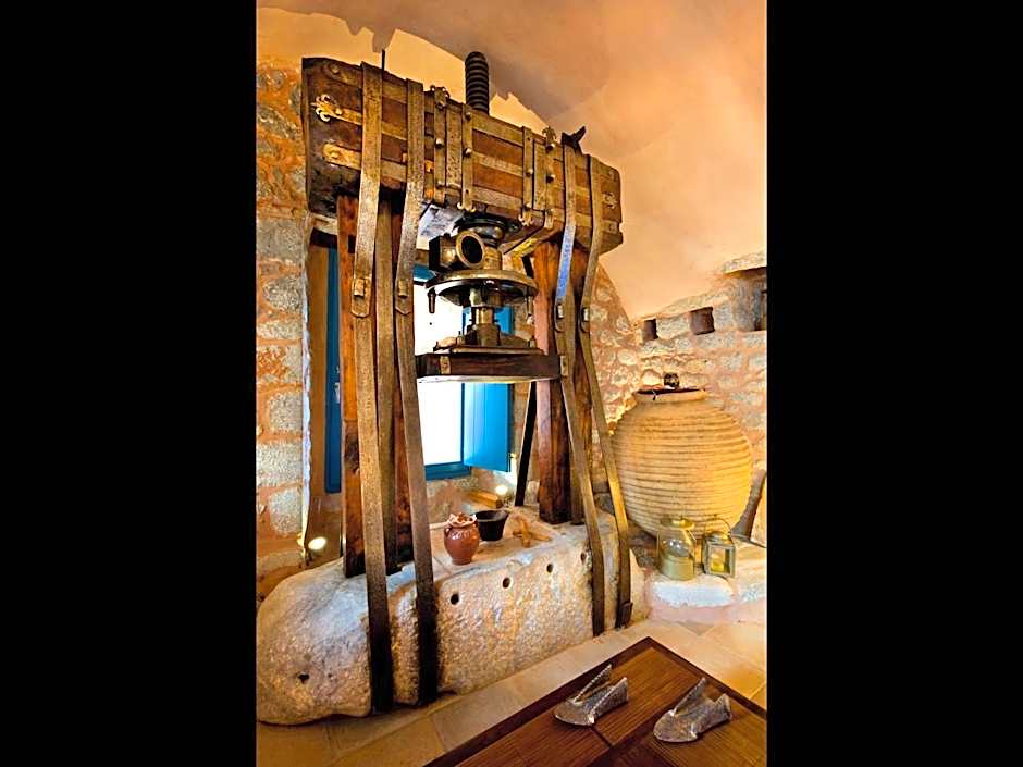 Arapakis Historic Castle