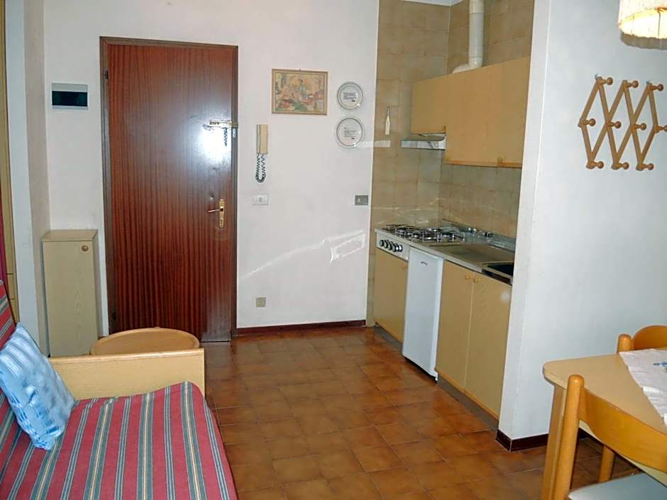 Warm two-room flat with terrace near the beach