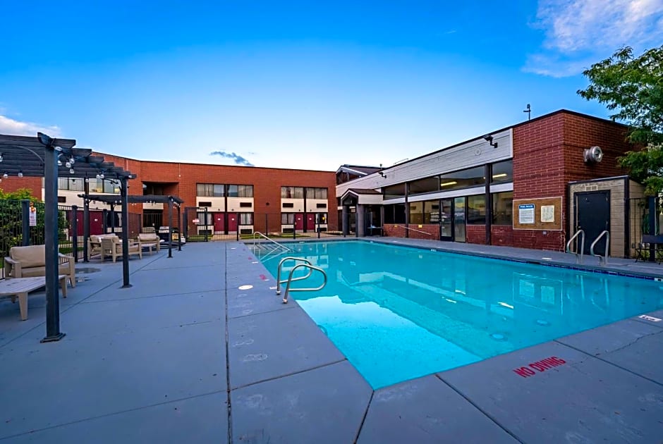 Ramada by Wyndham Cedar City