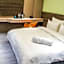 Six Fukun Hotel