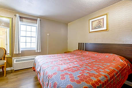 King Bed Non-Smoking