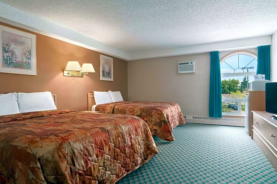 Travelodge by Wyndham Edmonton Airport