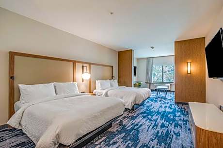 Queen Suite with Two Queen Beds and Sofa Bed