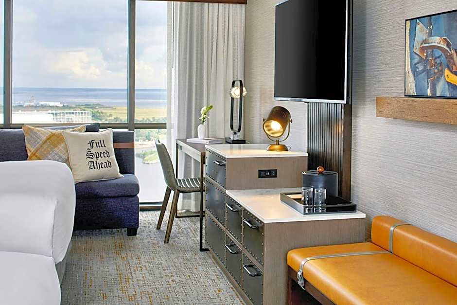Renaissance Mobile Riverview Plaza Hotel