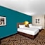 La Quinta Inn & Suites by Wyndham Midland North