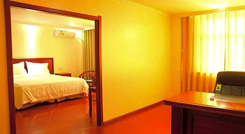 GreenTree Inn Heze Development Zone Guangzhou Road Yuehua Express Hotel
