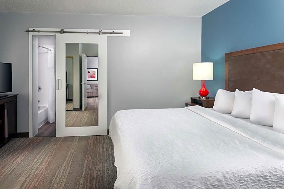 Hampton Inn By Hilton Charlotte-Uptown