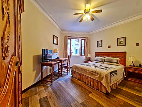 Traditional Single Room